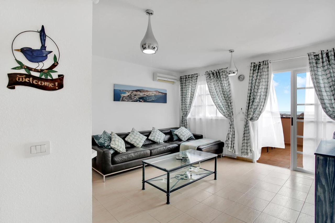Top Floor, Sea View, Huge Terrace, Heated Pool, Garage Los Cristianos  Exteriör bild