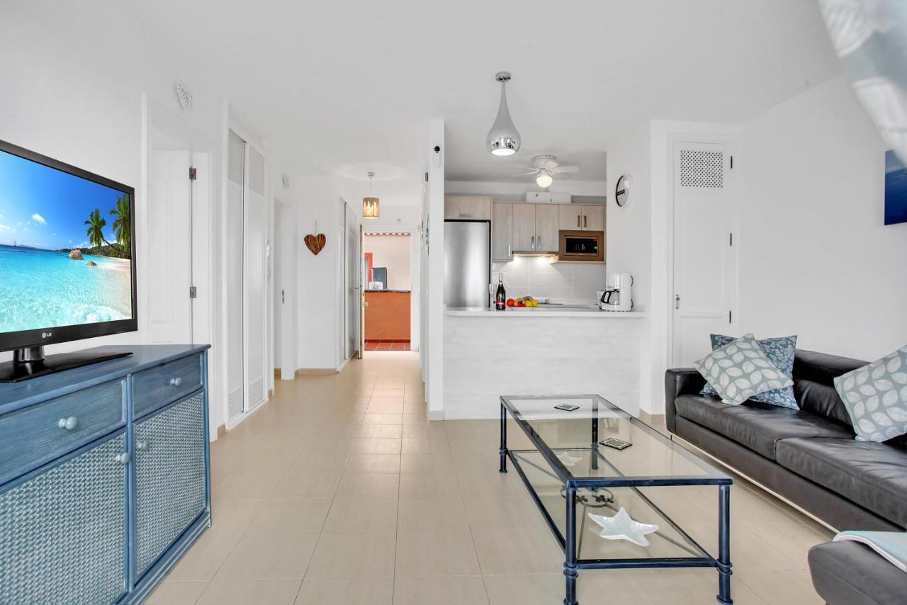 Top Floor, Sea View, Huge Terrace, Heated Pool, Garage Los Cristianos  Exteriör bild