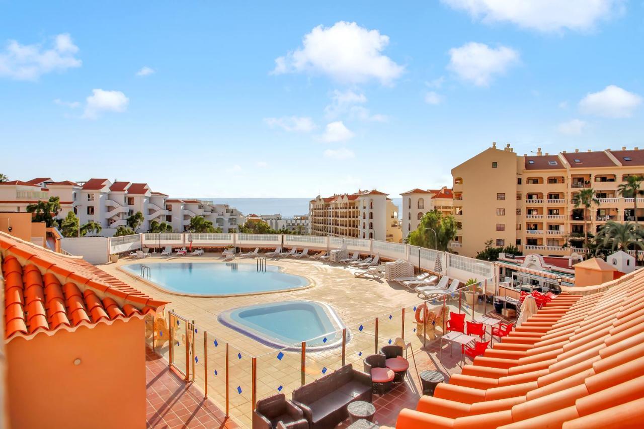 Top Floor, Sea View, Huge Terrace, Heated Pool, Garage Los Cristianos  Exteriör bild