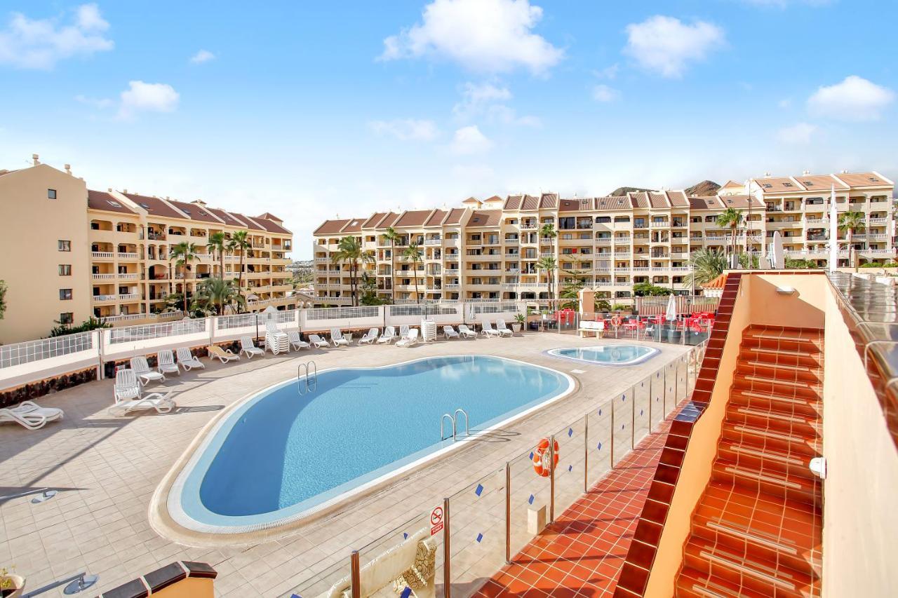 Top Floor, Sea View, Huge Terrace, Heated Pool, Garage Los Cristianos  Exteriör bild