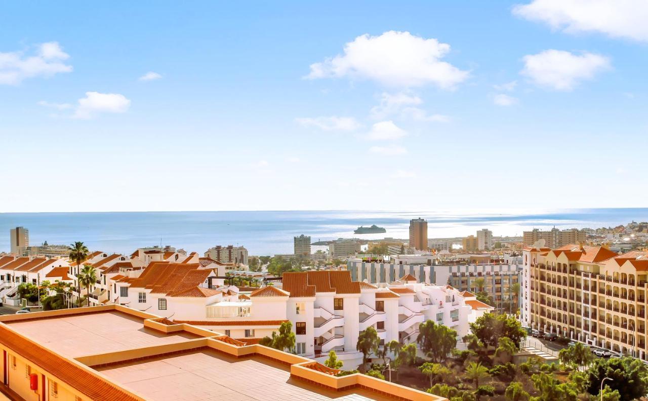 Top Floor, Sea View, Huge Terrace, Heated Pool, Garage Los Cristianos  Exteriör bild